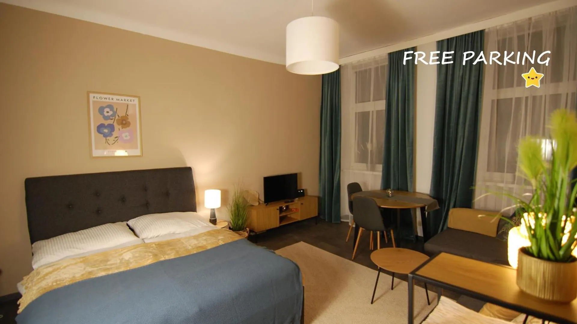 Cozy, Small, New With Free Parking Wien Østrig