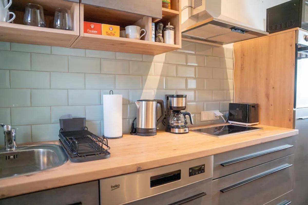 Cozy, Small, New With Free Parking Vienna Apartment