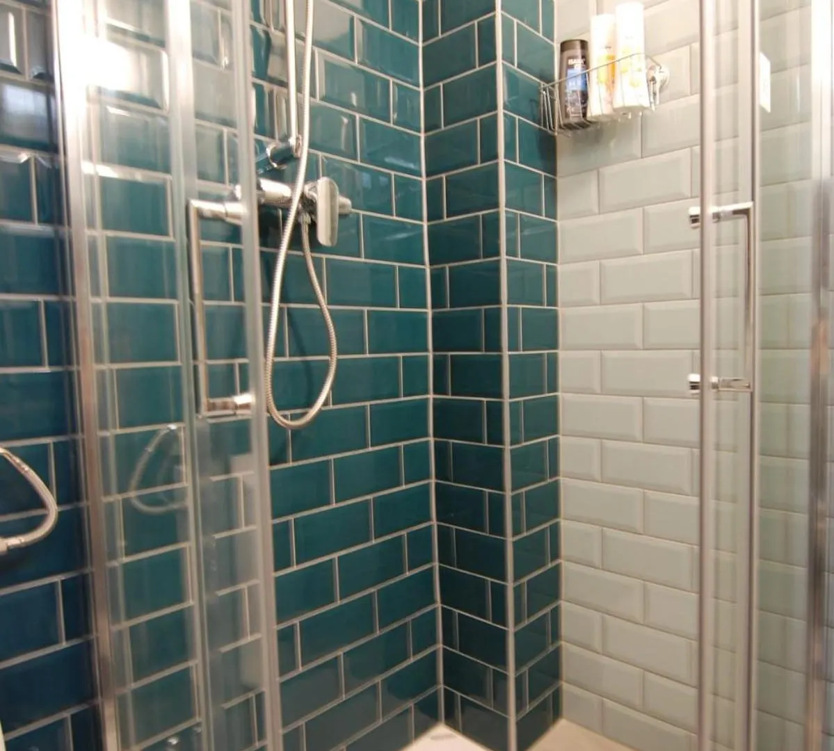 Cozy, Small, New With Free Parking Vienna Apartment